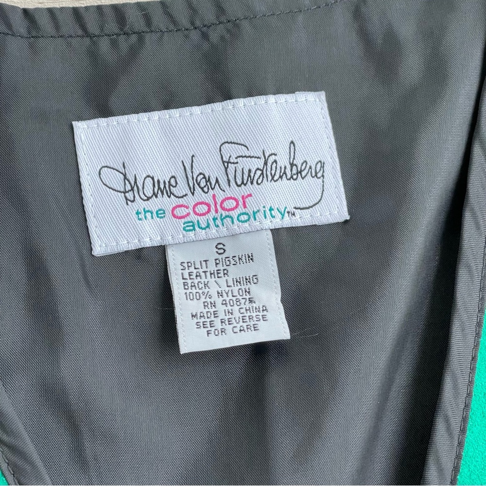 Diane Von Furstenberg The Color Authority Vest  Green Leather Suede Buttoned S - Picture 3 of 5
